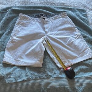 Michael Kors Men's White Flat Front Shorts